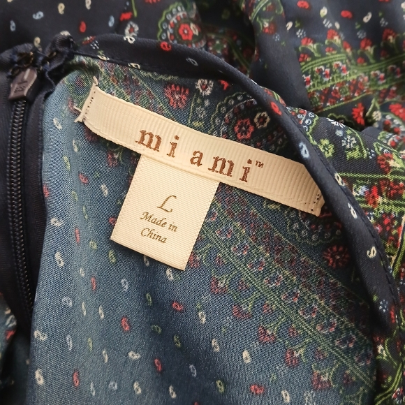 Miami Navy Blue Floral Paisley Romper Size Large - Picture 4 of 5